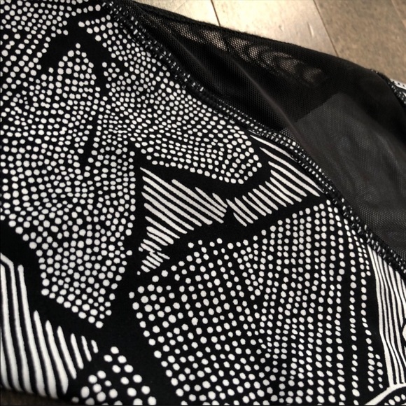 Dottie Tribe Lululemon Goal Crusher Leggings sz 6 - Picture 7 of 7